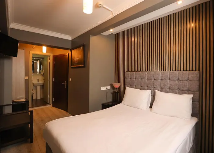 Cumbali Luxury Boutique Hotel